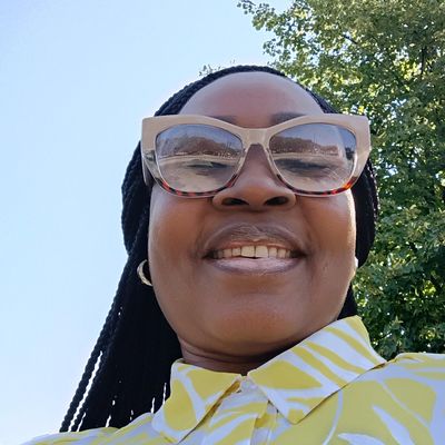 Veronica, 53