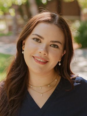 Anissa, 23
