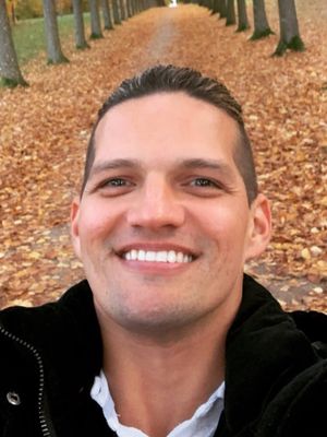Raymond, 46
