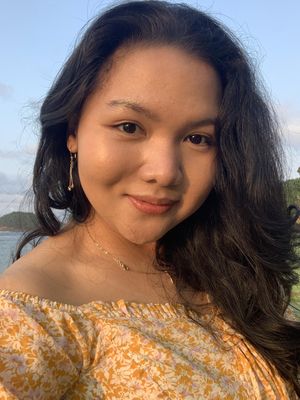Beatrix, 23
