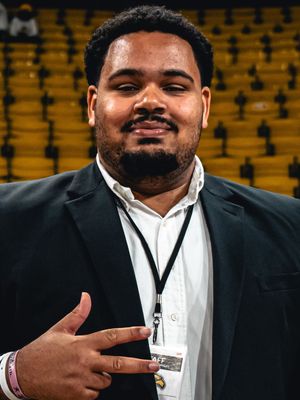 Nicholas, 25