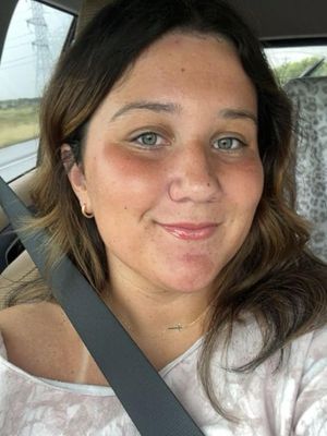 Alex, 22