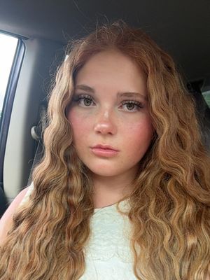Isabelle, 18