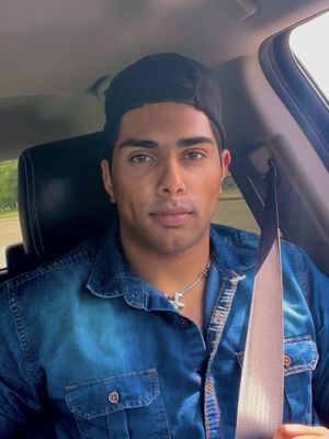 Alan, 27
