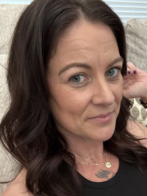 Jami, 42