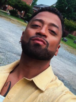 Jose, 33