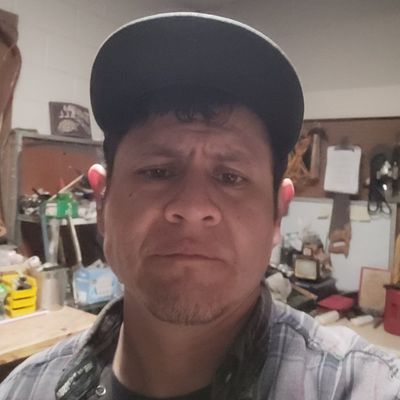 Robert, 41