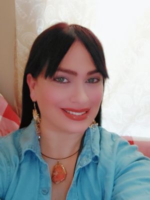 Christine, 39