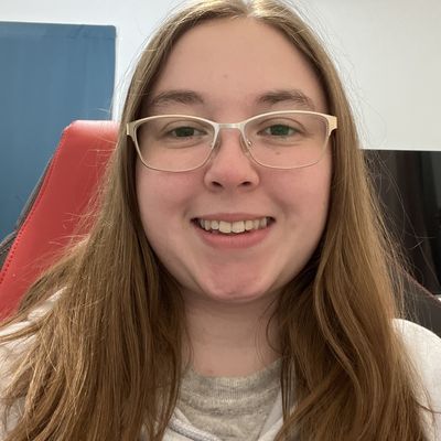 Anna, 26