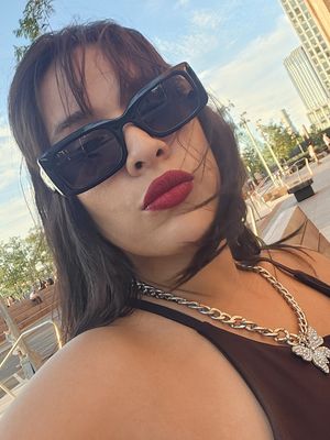 Sheana, 34