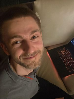Alex, 24