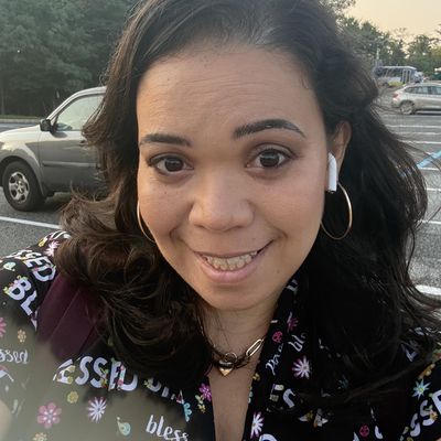 Elizabeth, 37