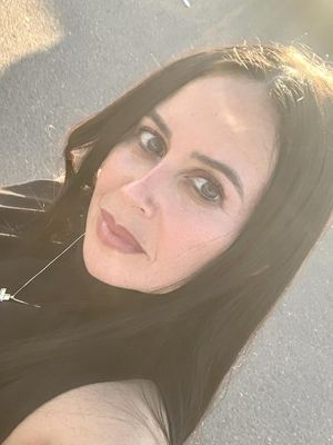 Patricia, 48
