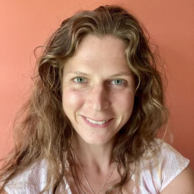 Kateri, 35