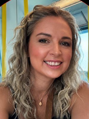 Aoife, 41