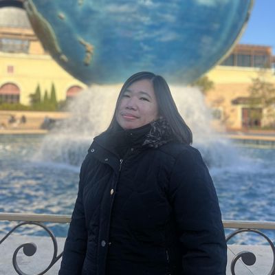 Agatha, 37