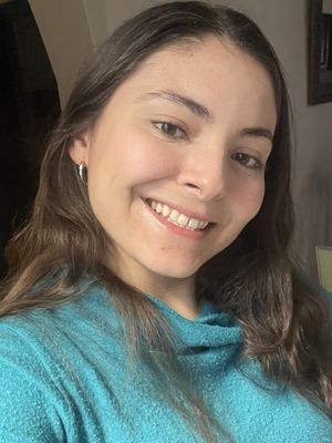 Mariel, 24