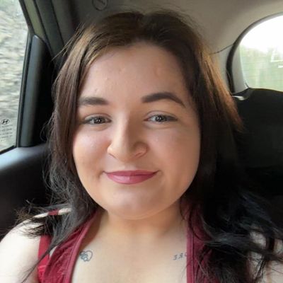 Jade, 23