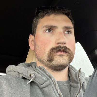 Justin, 26
