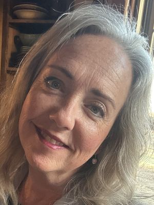 Dora, 48
