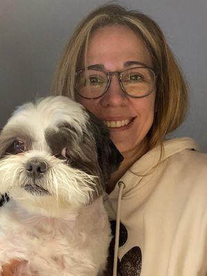 Sandra, 50