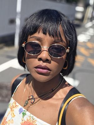 Sabina, 32