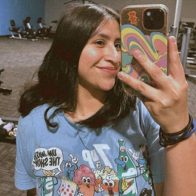 Diana, 28