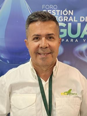 Manuel, 56