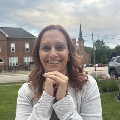 Elizabeth, 46