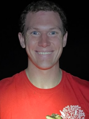 Chris, 28