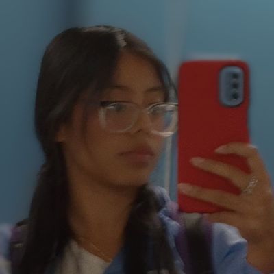 Daysi, 21