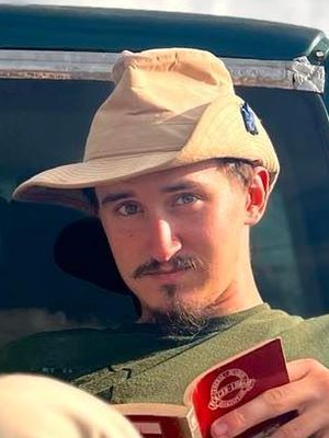 Dominic, 27