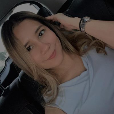 Andrea, 30
