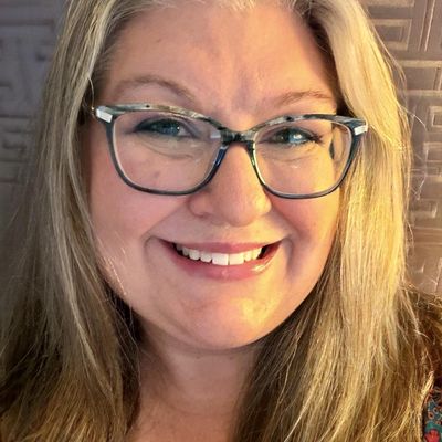 Liz, 50