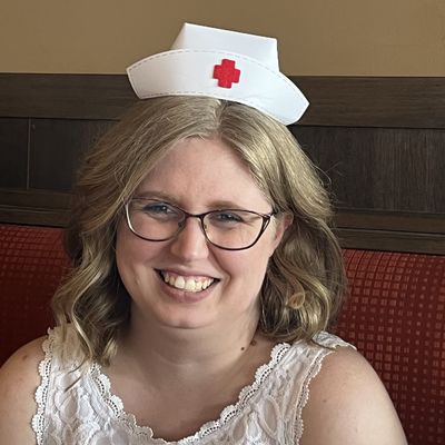 Emily, 25