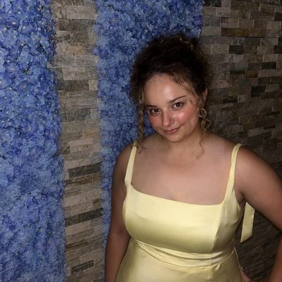 Abby, 22