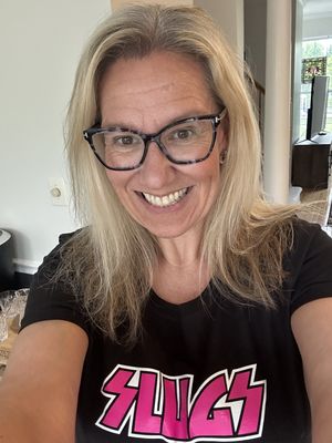 Natalie, 51