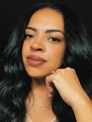 Fabiola Caroline, 35