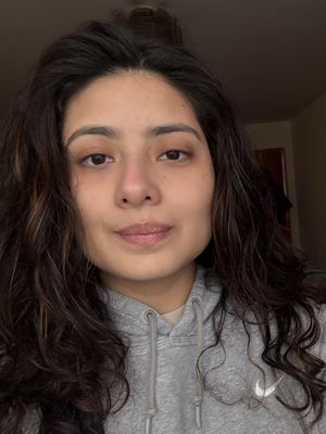 Maria, 24