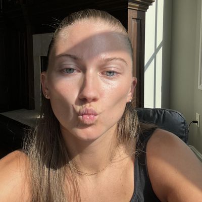 Macy, 27