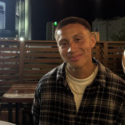 Marcus, 25