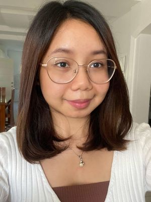 Katie, 24