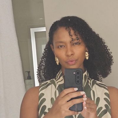 Jazzmin, 30