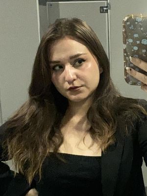 Rosy, 28