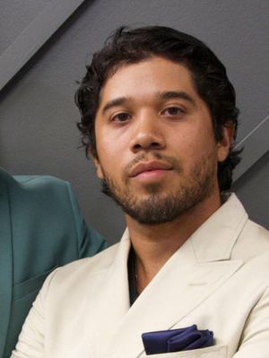 Tony, 27