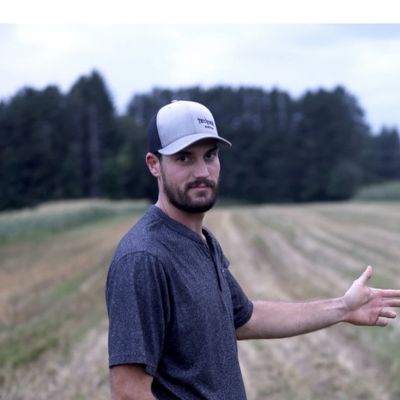 Kyle, 29