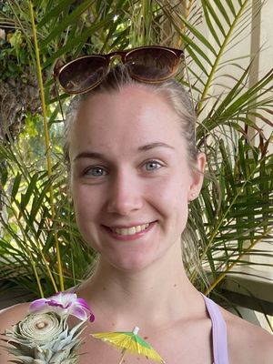 Abby, 25