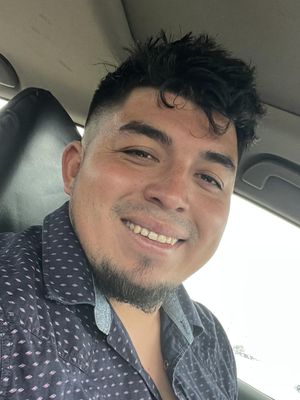 Juan, 28