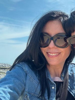 Monica, 50