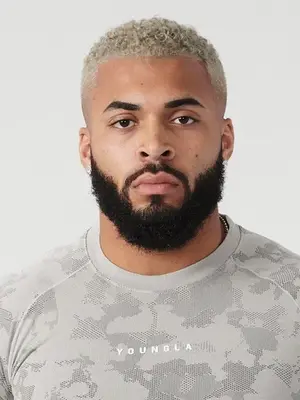 Sal, 21
